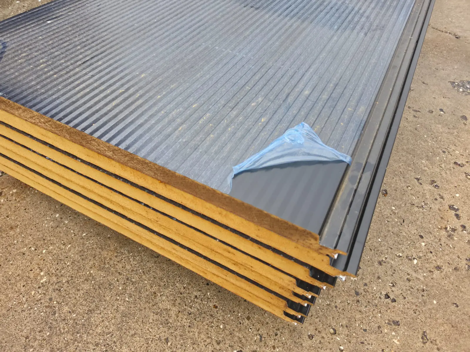 Kingspan 45/1000 € 19,00 per m² - Afbeelding 2