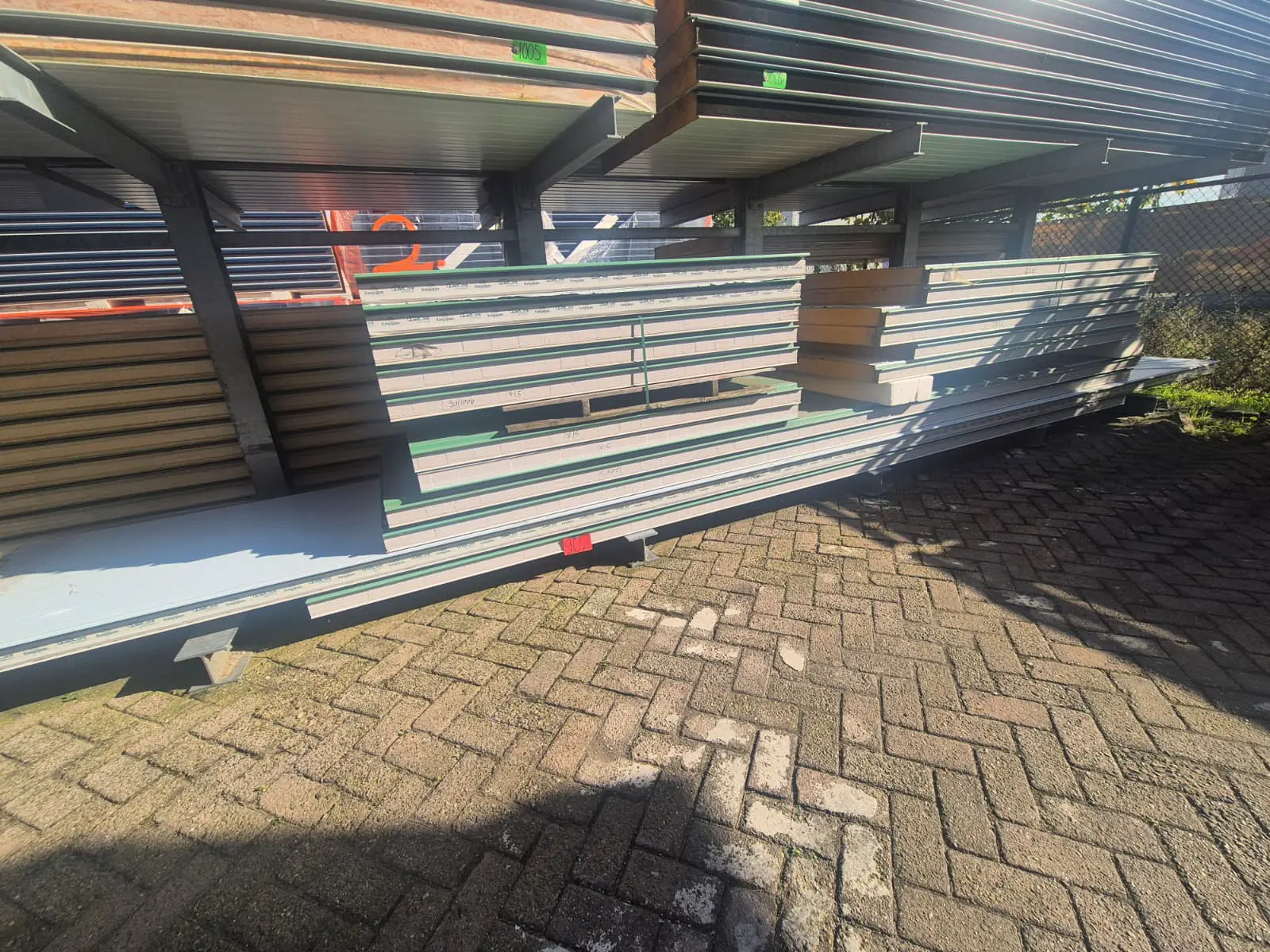 Kingspan 90/1000 € 18,75 per m² - Afbeelding 2